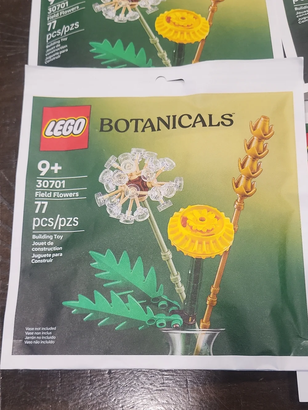 LEGO Botanicals Yellow & Green Floral Building Set (30701) - Pack of 6